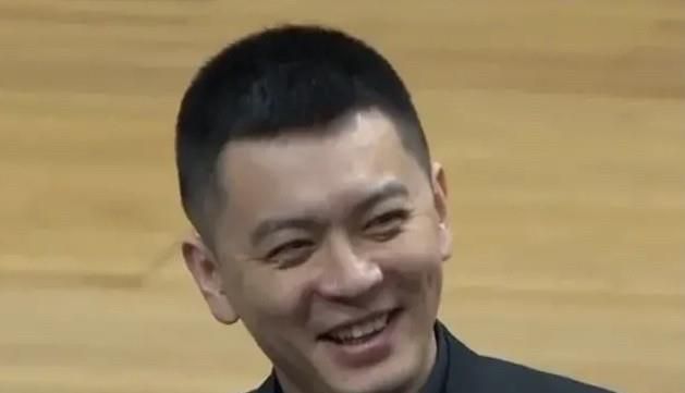 男生和女生一起努力生小孩